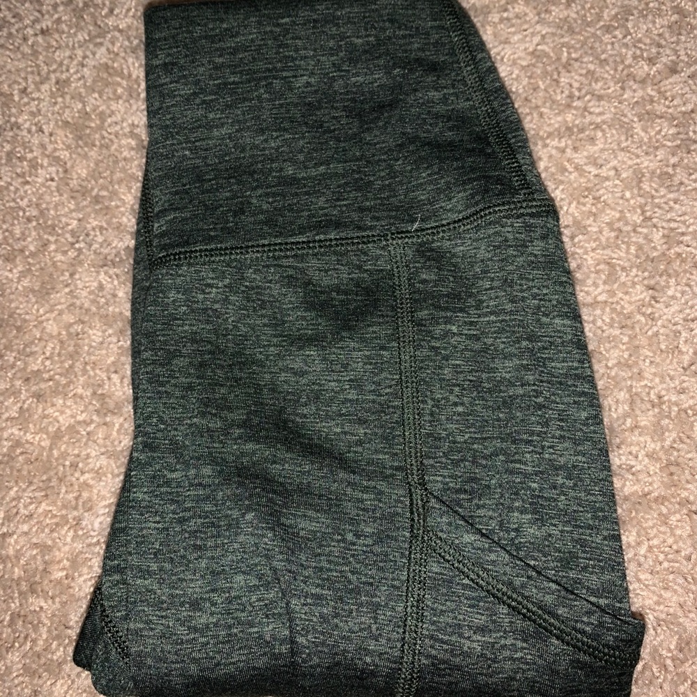 Aerie brand leggings w/ pockets (S)